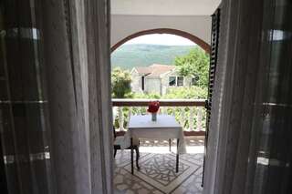 Апартаменты Apartments Roza Херцег-Нови Апартаменты с видом на море-9